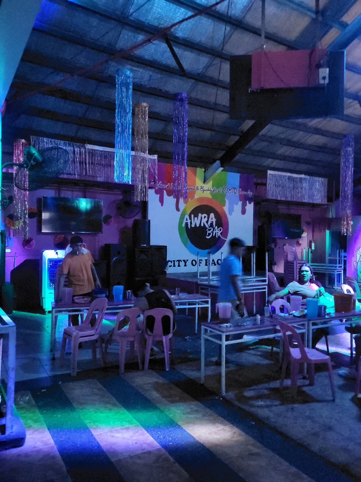 Awra Bar 6