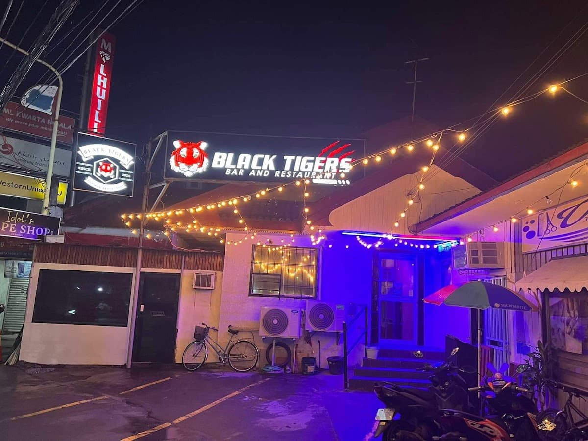 Black Tigers Bar & Restaurant