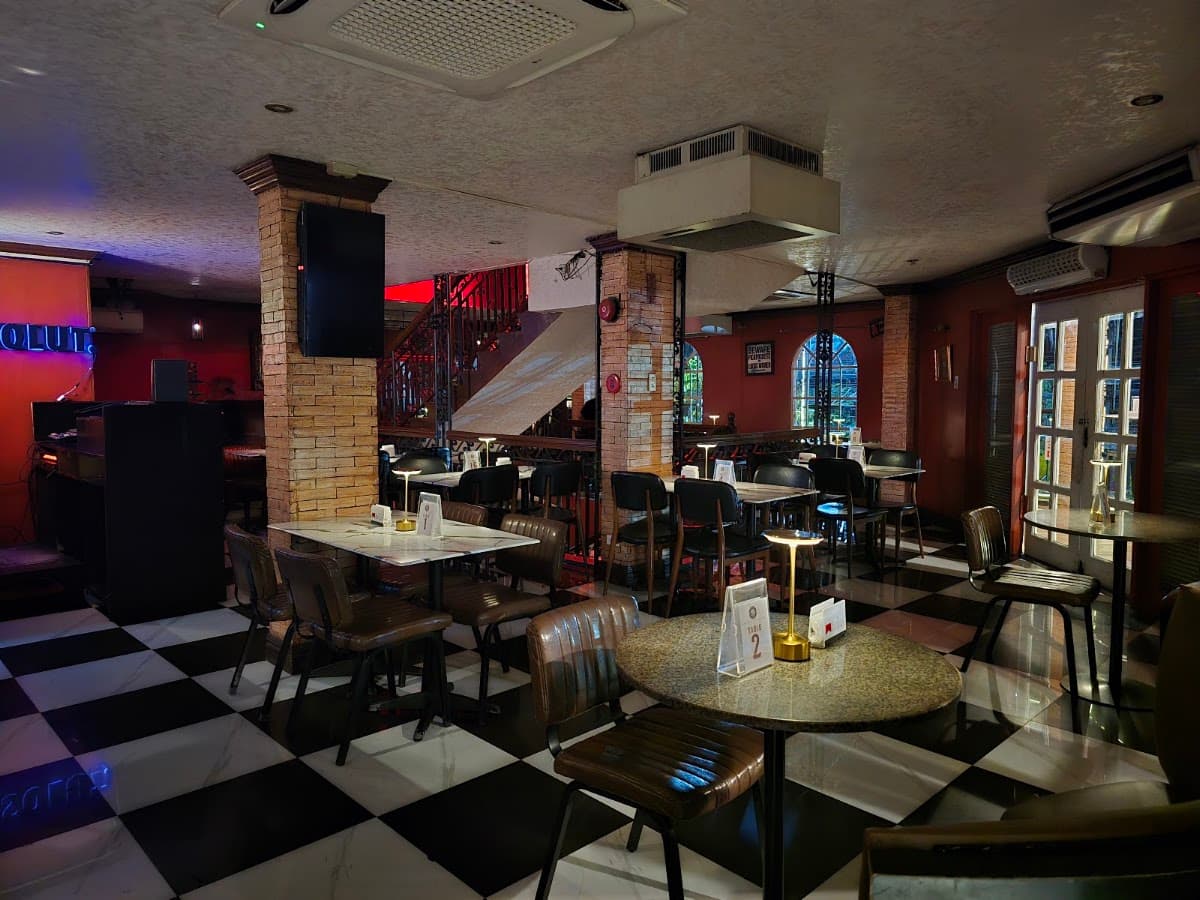 Drunken Tiger Pub
