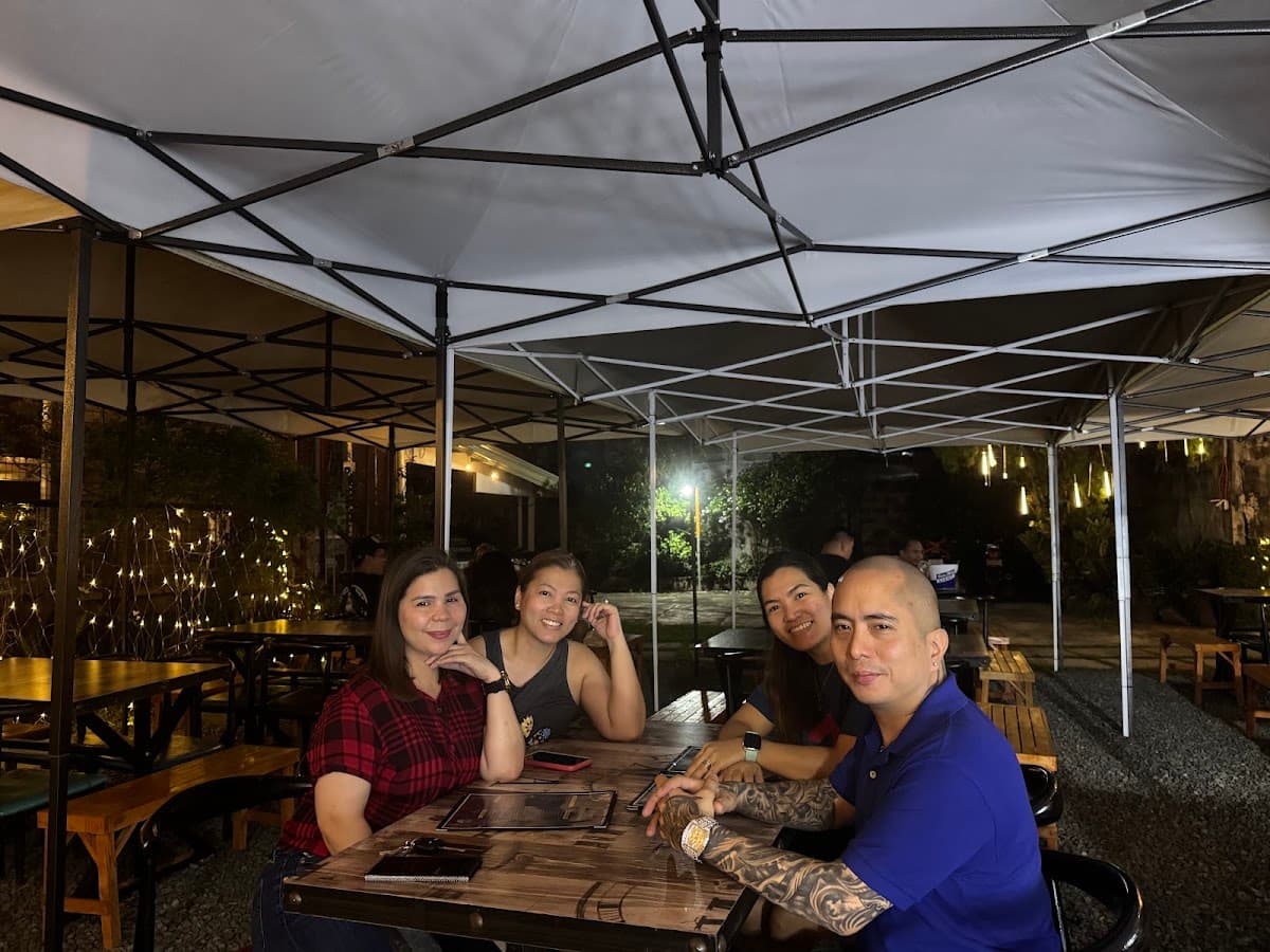 SalVaje Bar Cafe & Restaurant