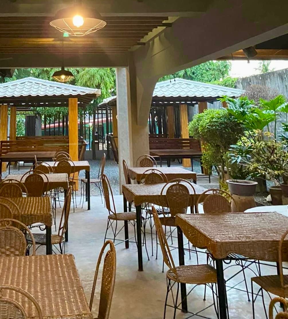 Timog Bar and Restaurant